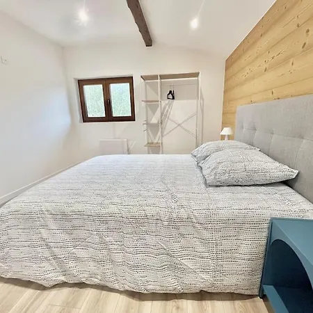 Apartment T3 Spacieux Refait A Neuf Thyez